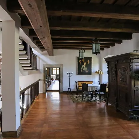 Nocleg ze śniadaniem Zamek Na Wodzie W Wojnowicach 3*