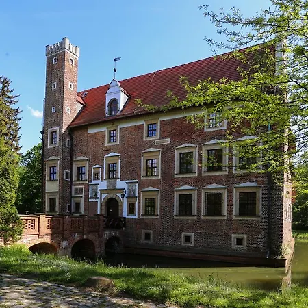 Zamek Na Wodzie W Wojnowicach * Wojnowice (Lower Silesia)