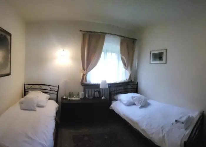 Couette-café Zamek Na Wodzie W Wojnowicach