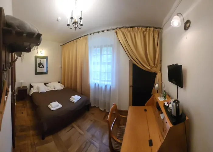 Zamek Na Wodzie W Wojnowicach Couette-café 3*