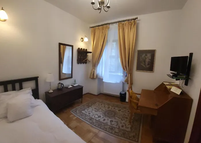 Zamek Na Wodzie W Wojnowicach Couette-café