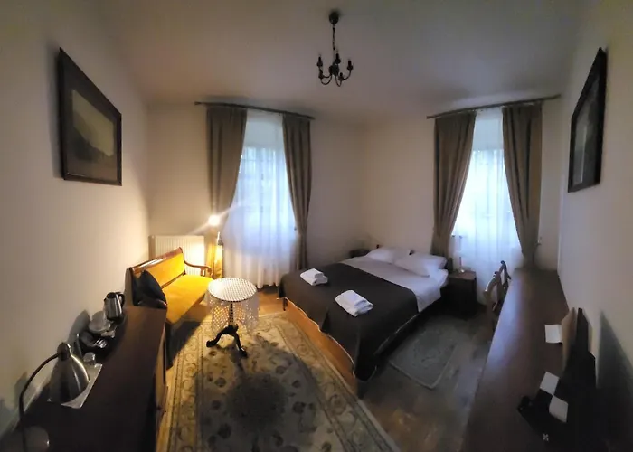 Zamek Na Wodzie W Wojnowicach Couette-café 3*