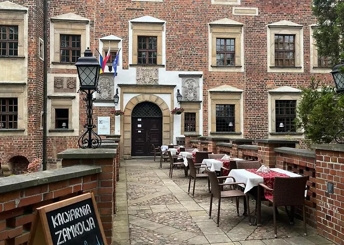 Couette-café Zamek Na Wodzie W Wojnowicach