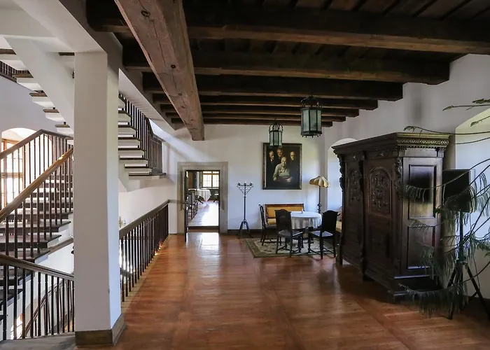 Couette-café Zamek Na Wodzie W Wojnowicach 3*