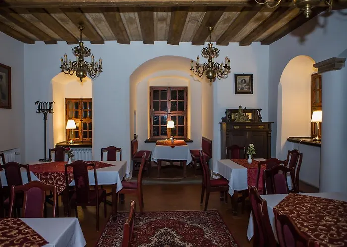 Zamek Na Wodzie W Wojnowicach Couette-café Wojnowice (Lower Silesia)