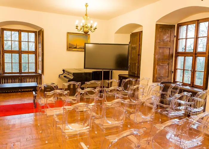 Couette-café Zamek Na Wodzie W Wojnowicach Wojnowice (Lower Silesia)